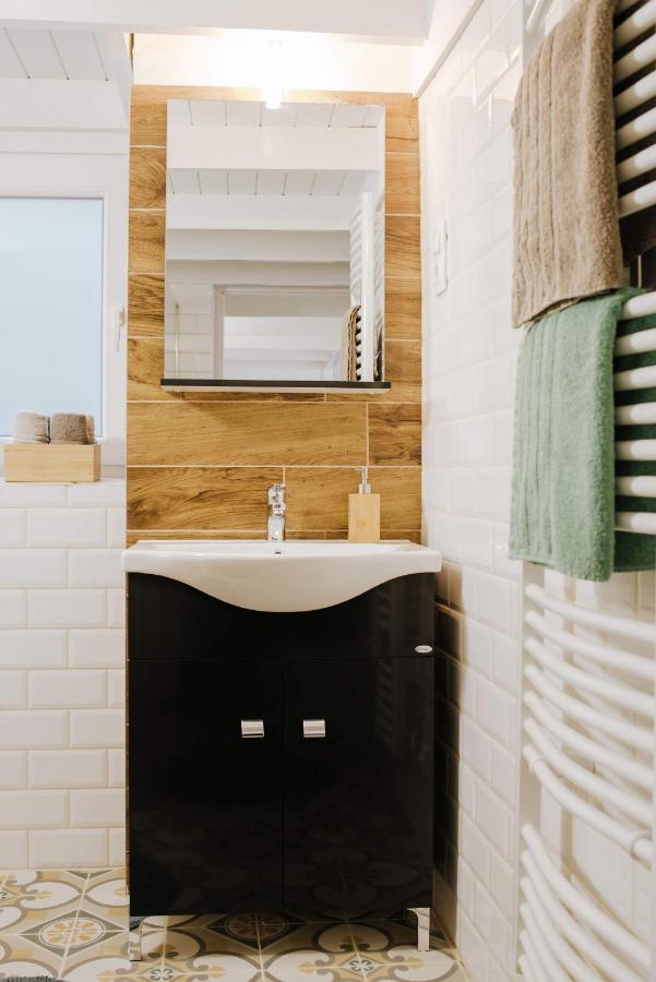 Comfy Apartment At New York Cafe With Aircon Budapest Luaran gambar