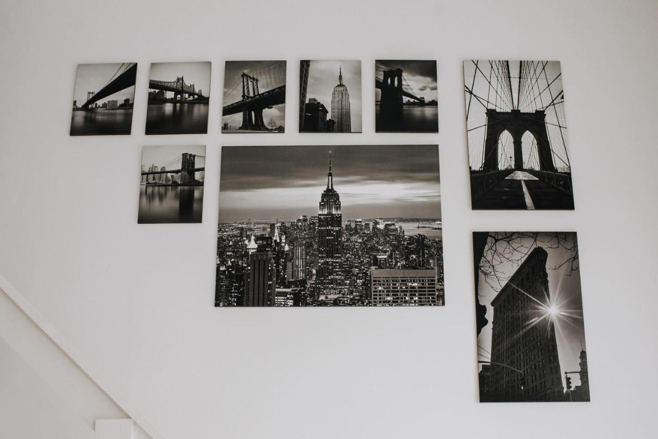 Comfy Apartment At New York Cafe With Aircon Budapest Luaran gambar